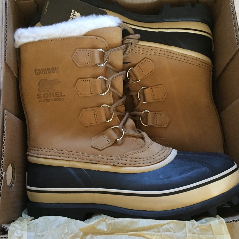 Sorel boots women’s size 9