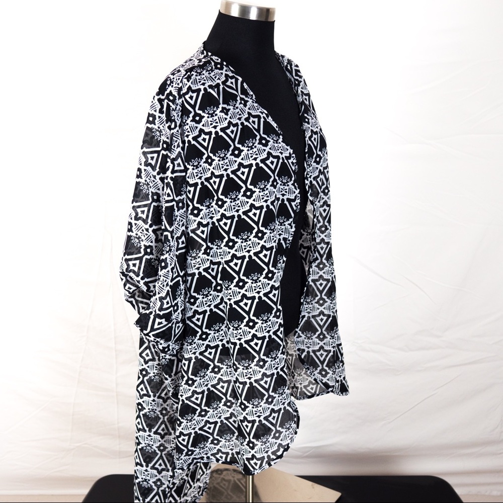 Black and White Playful Tunic