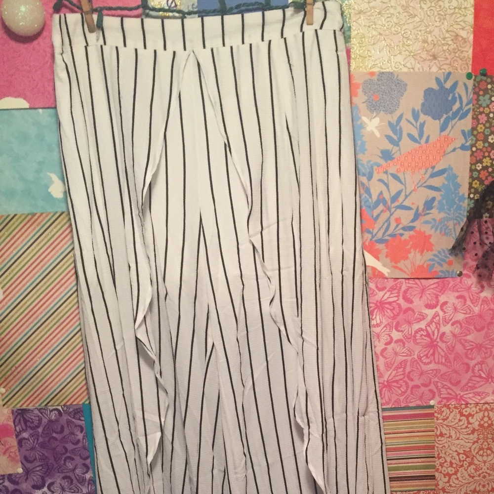 Striped Split Wavy Pants