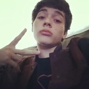 Meet your Posher, Daniel