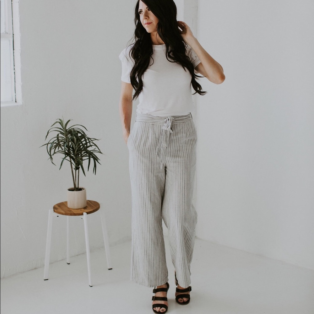 Striped Pant with Tie Waist - Grey