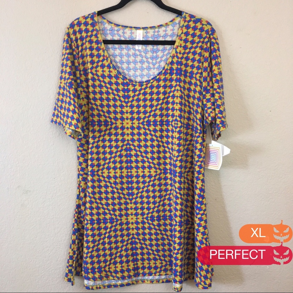 Feels like leggings material tee!