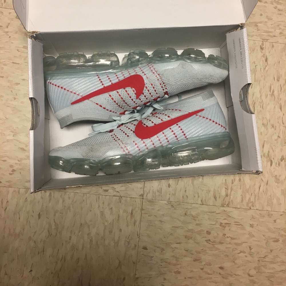 Nike vapor max size 11