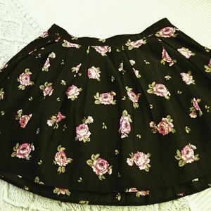 Pleated floral skater skirt