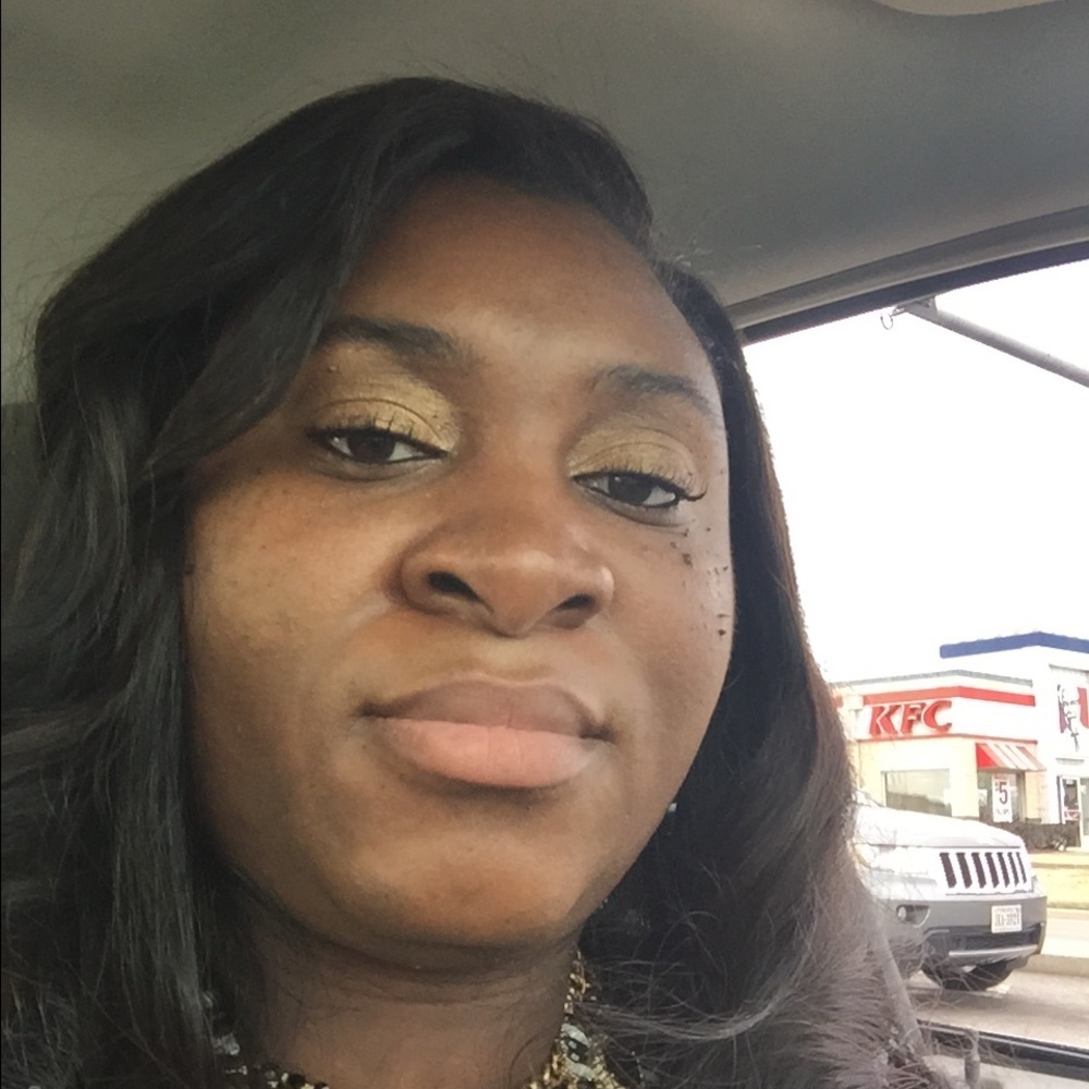 Meet your Posher, Tamika