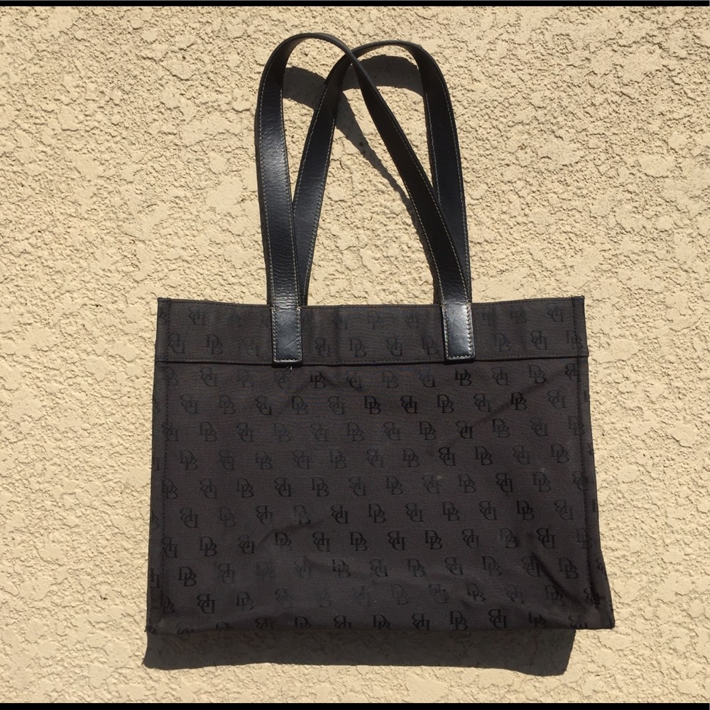 Dooney and Bourke black bag