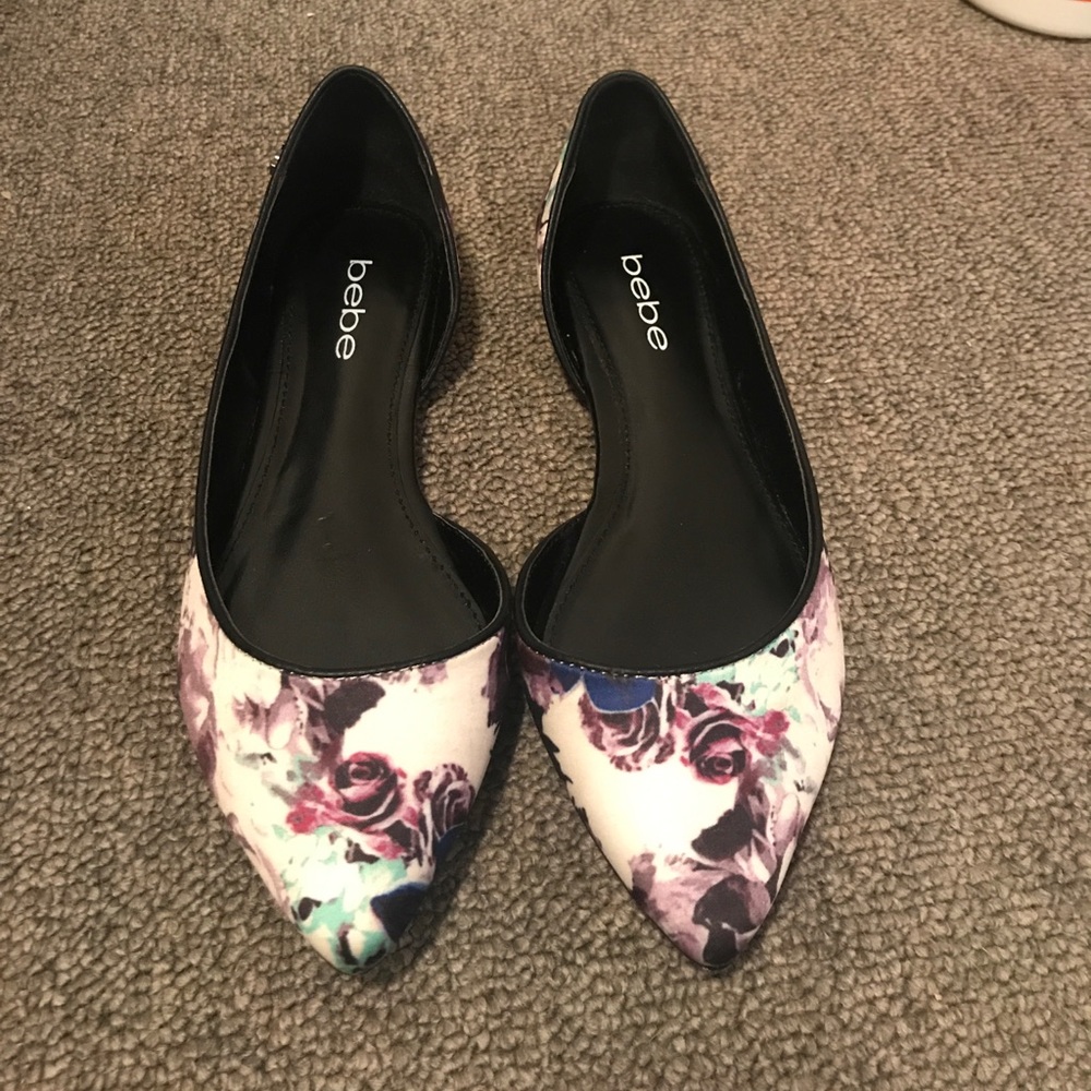 🛍 BEBE FLATS SIZE: 6