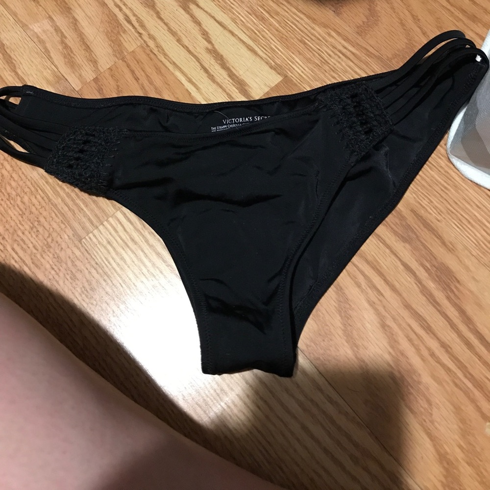 Black Victoria secret bottoms