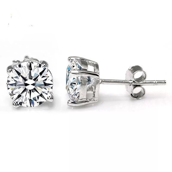 2 Ct VVS lab diamond 100% 925 Silver Stud earrings - Picture 2 of 6