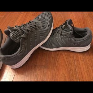 Men’s Adidas - mana bounce!