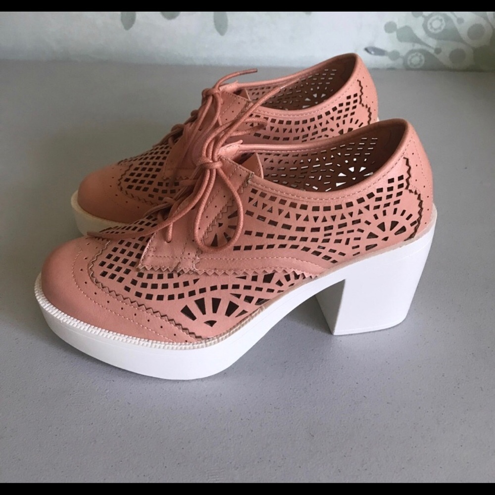 Penny Loves Kenny Heels