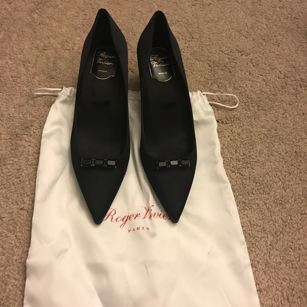 New with 3M tape at the bottom