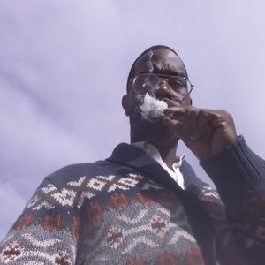 Meet your Posher, Bee