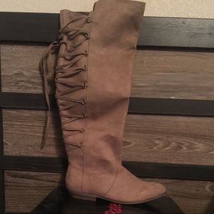 Women's Boots