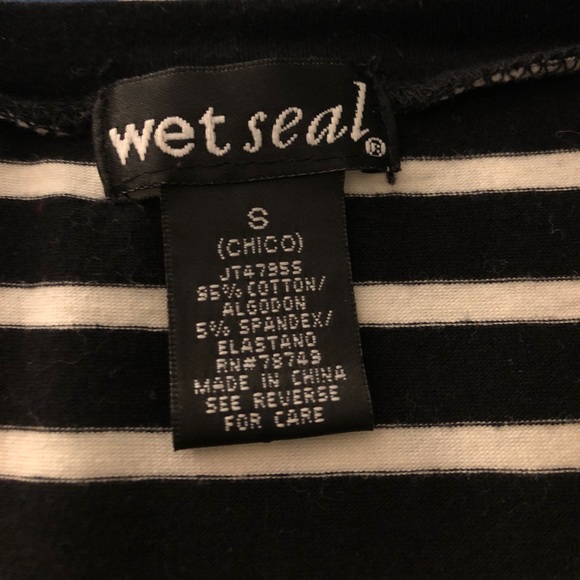 Long sleeve v-neck - Picture 2 of 3