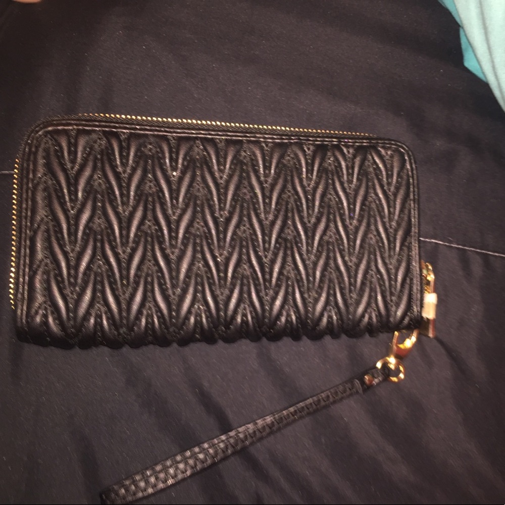 wristlet wallet