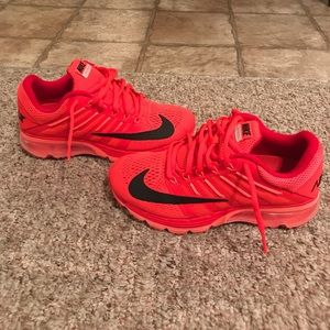 Women’s Nike Airmax running shoes