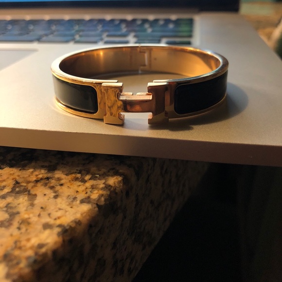 Authentic Clic H Bracelet - Picture 5 of 7