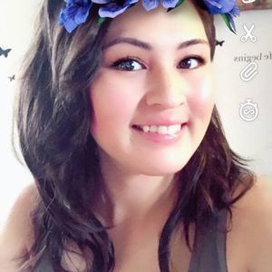 Meet your Posher, Kayla