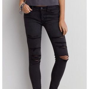 American Eagle Black distressed Jean 4 extra long