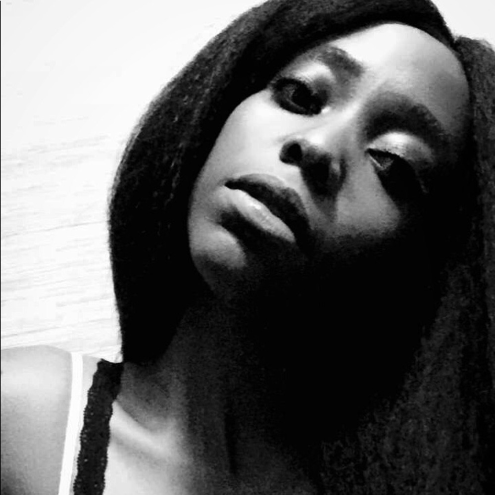 Meet your Posher, Tumi