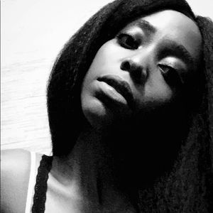 Meet your Posher, Tumi