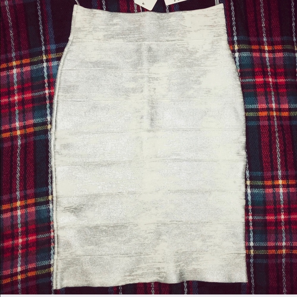 AVA of Barney’s NY Signature High Waist Pencil Skirt