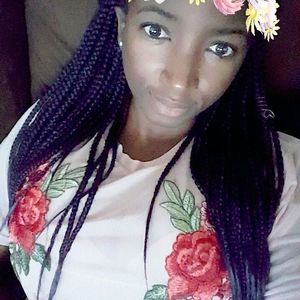 Meet your Posher, Maimouna