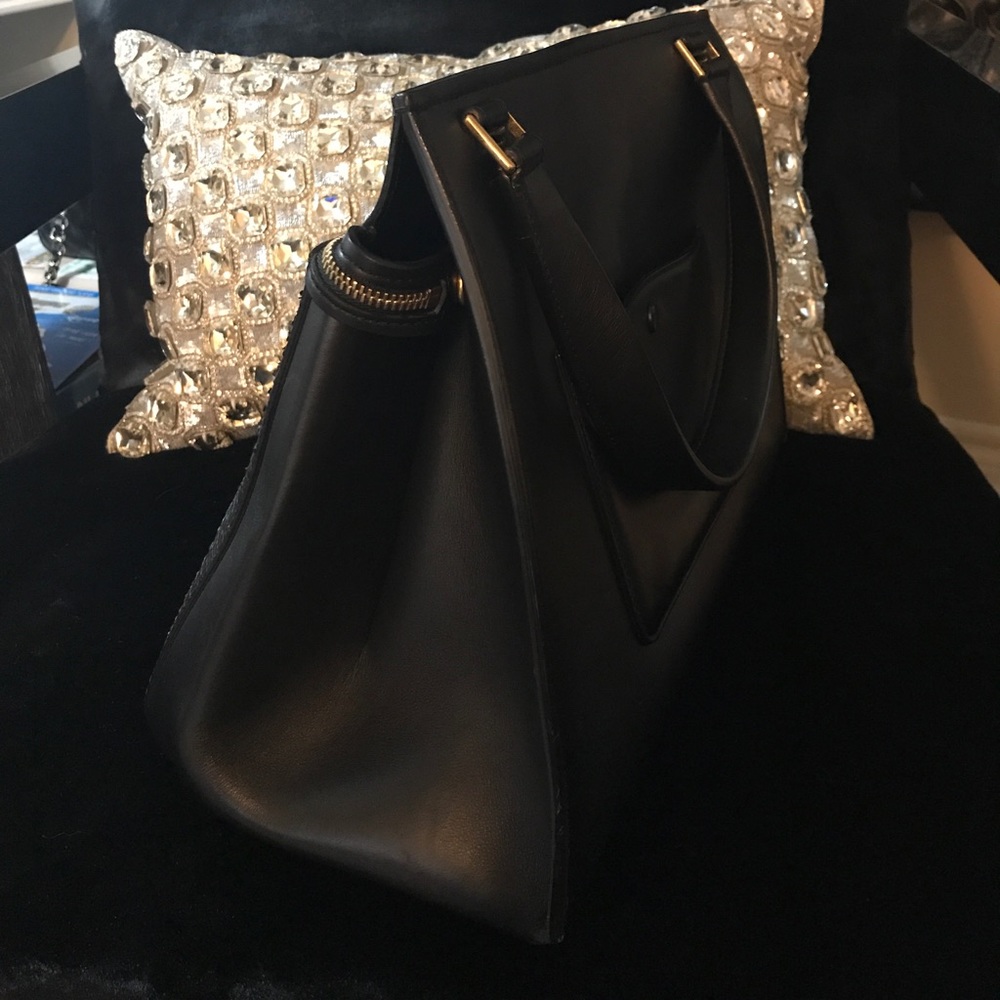Celine Edge Python Tote - Picture 3 of 8