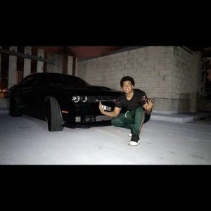 Meet your Posher, Christian