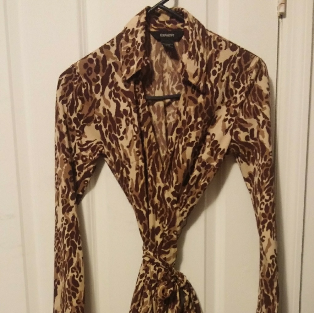 Ladies tie dress