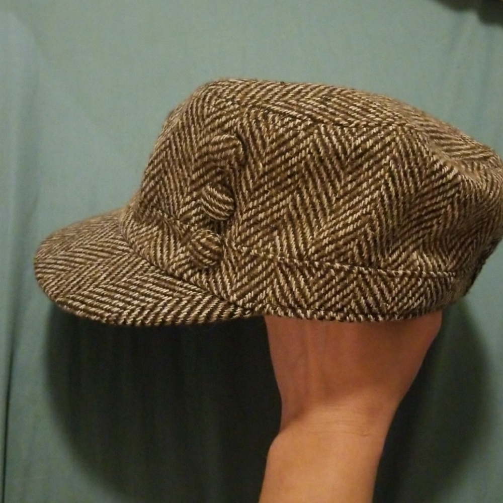 Hat - Picture 2 of 3