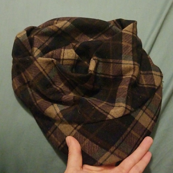 Hat - Picture 3 of 3