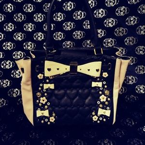 *NWT* Betsey Johnson Purse