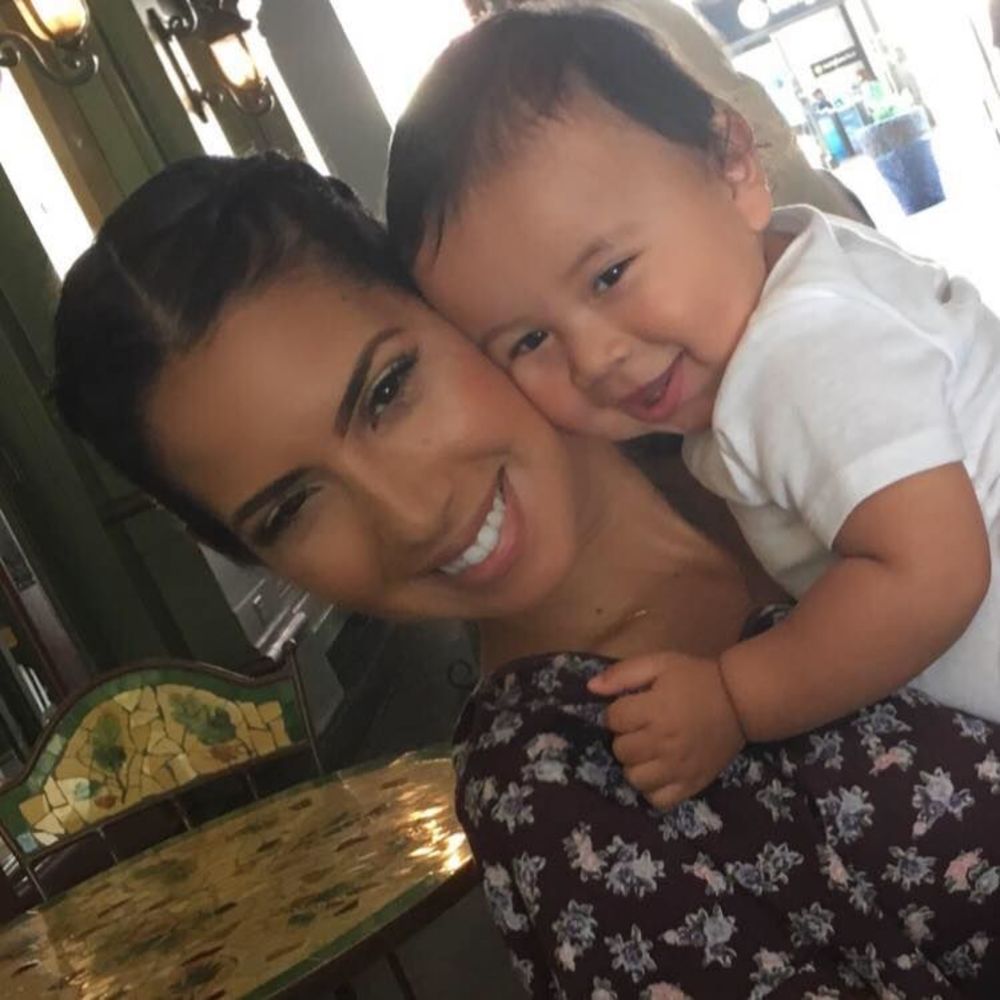 Meet your Posher, Ana