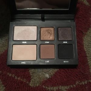 Lorac pro to go