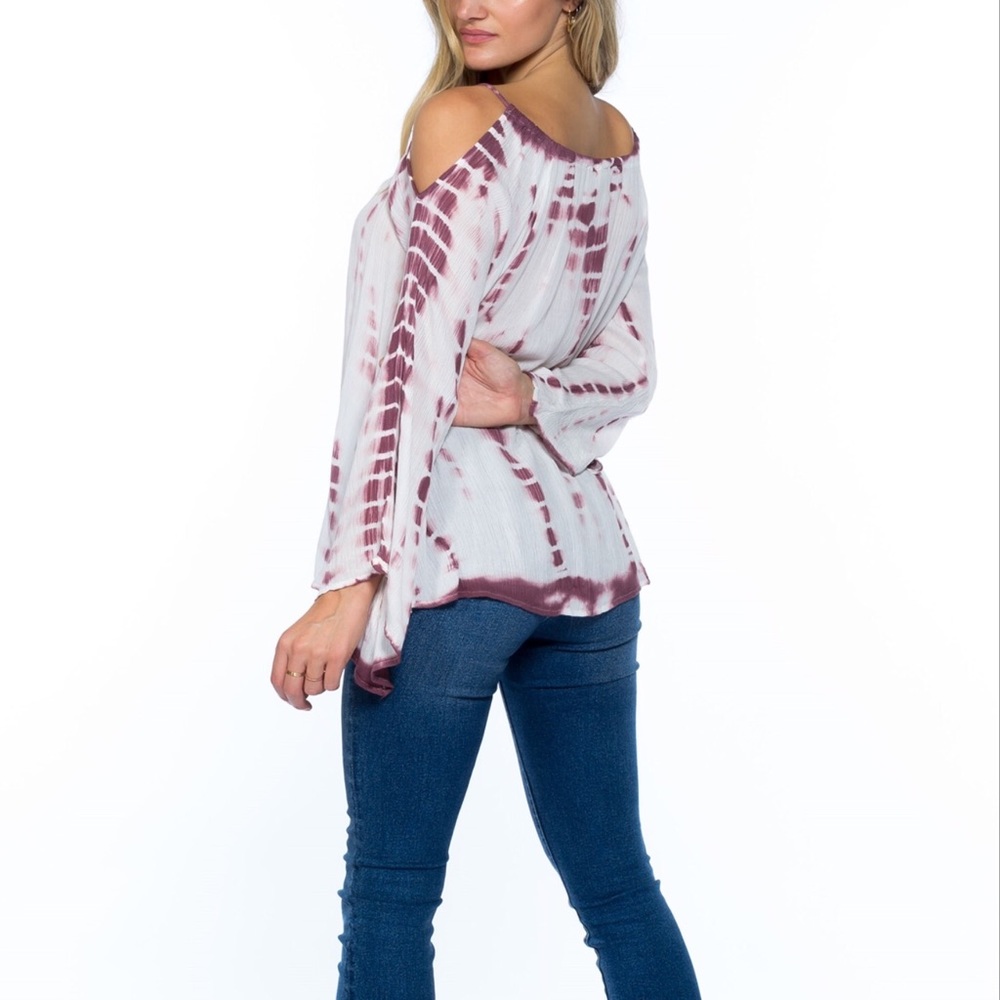 Bohemian Vibes NWT COLD SHOULDER Tie Dye TOP🔆