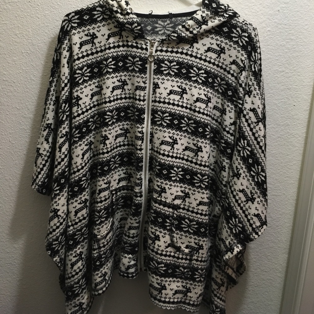 Black and white winter pancho/jacket