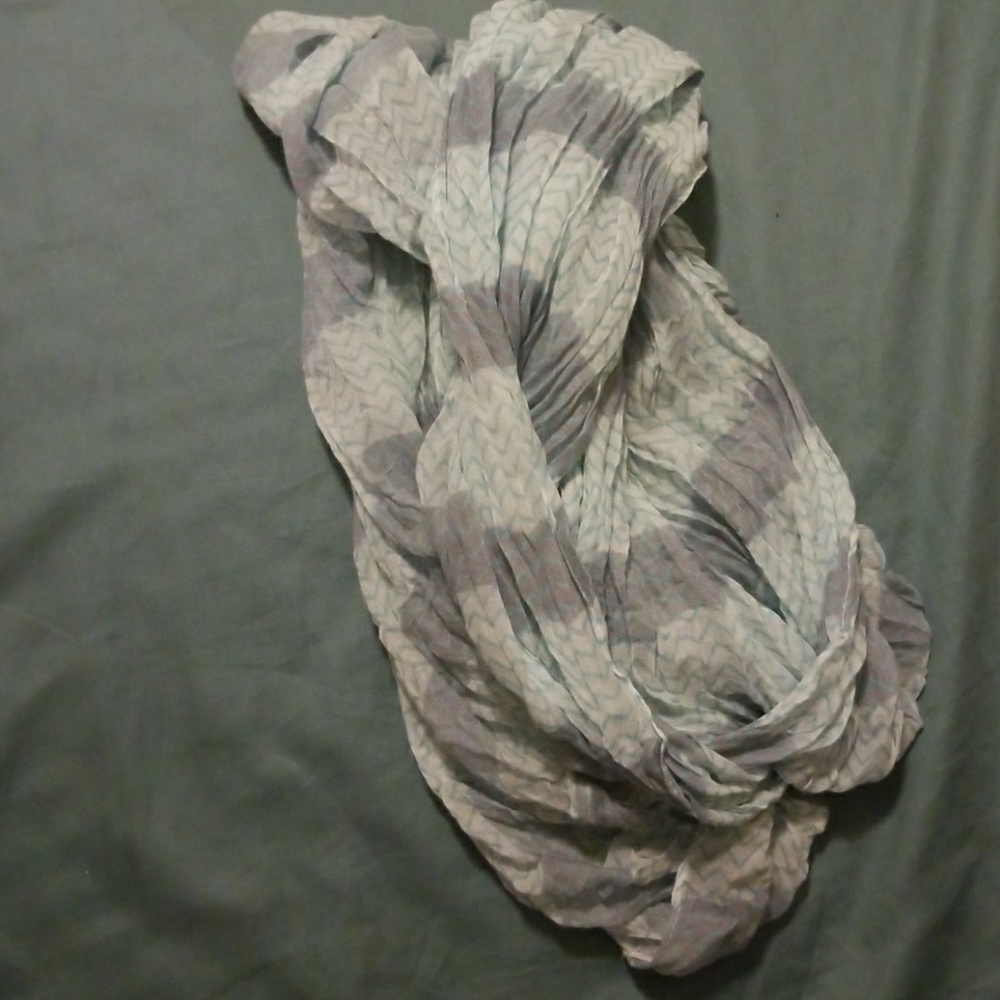 Infinity scarf