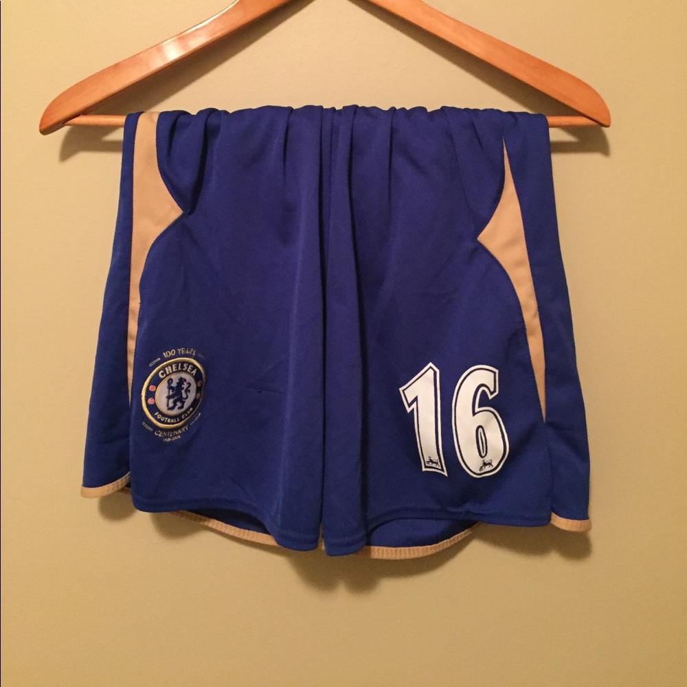 ⚽️ Chelsea Uniform Set ⚽️ - Picture 6 of 8