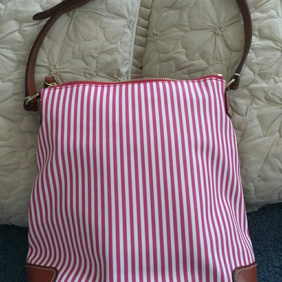 Dooney & Bourke bag, Pristine condition - Picture 3 of 5