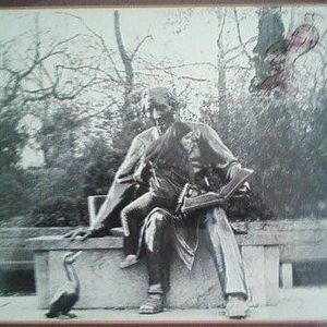 Meet your Posher, Lois