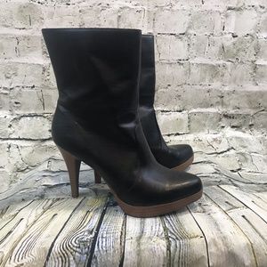 Apostrophe Size 7 Black Side Zip Ankle Heels