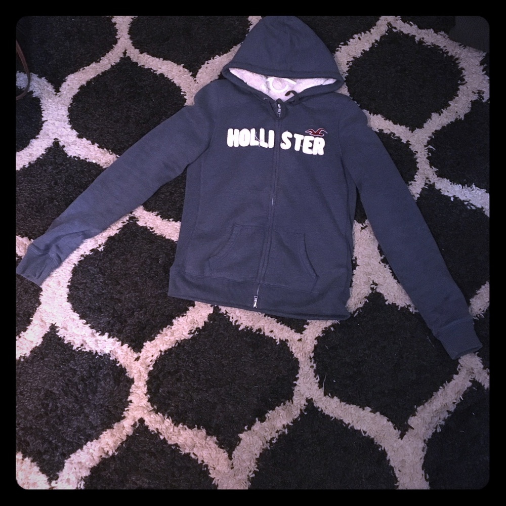 Hollister winter zip up hoodie