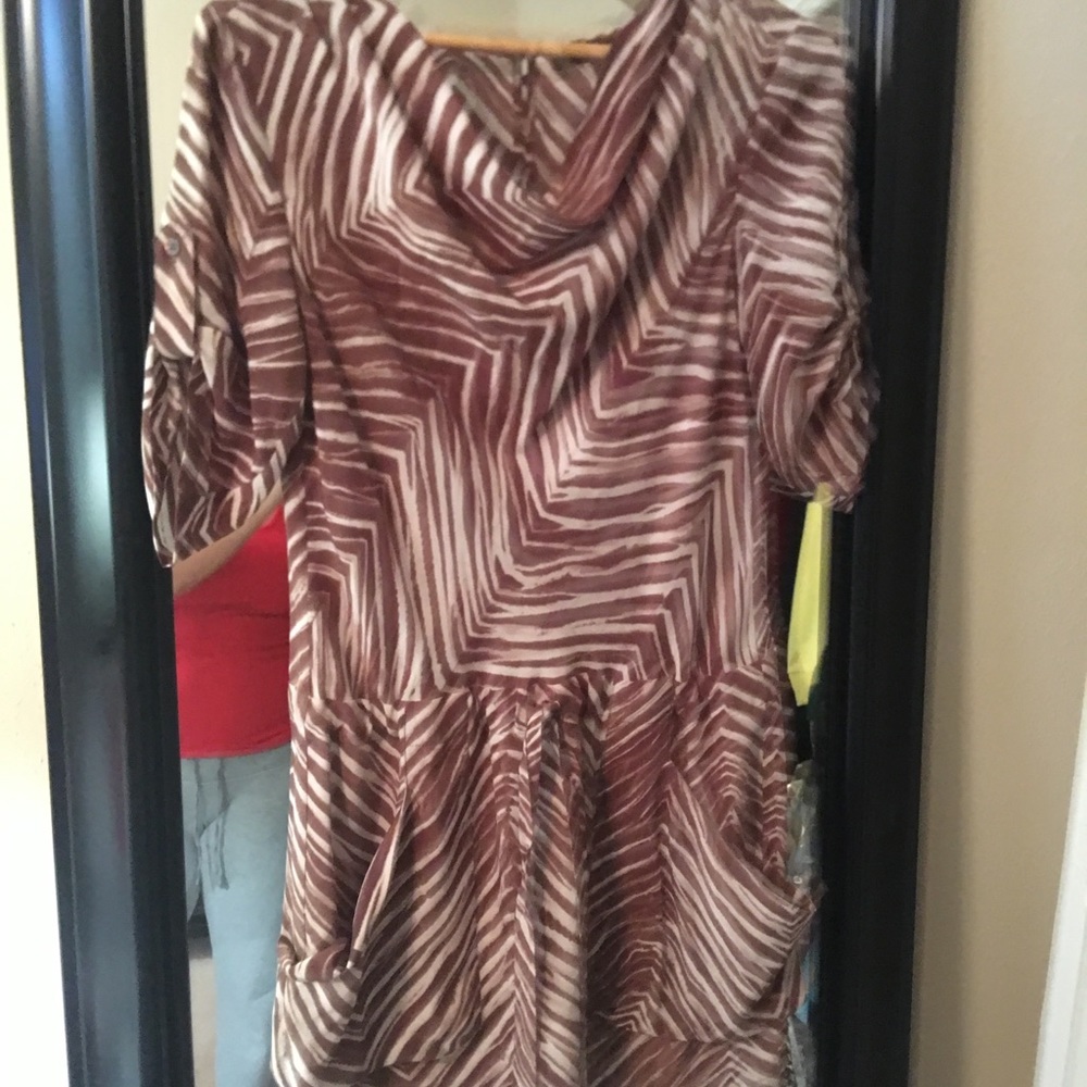 BCBG MINI DRESS - Picture 5 of 7