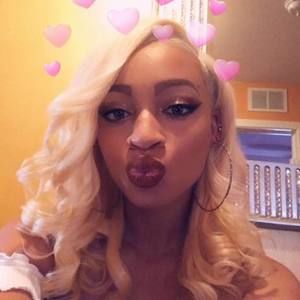 Meet your Posher, Brook