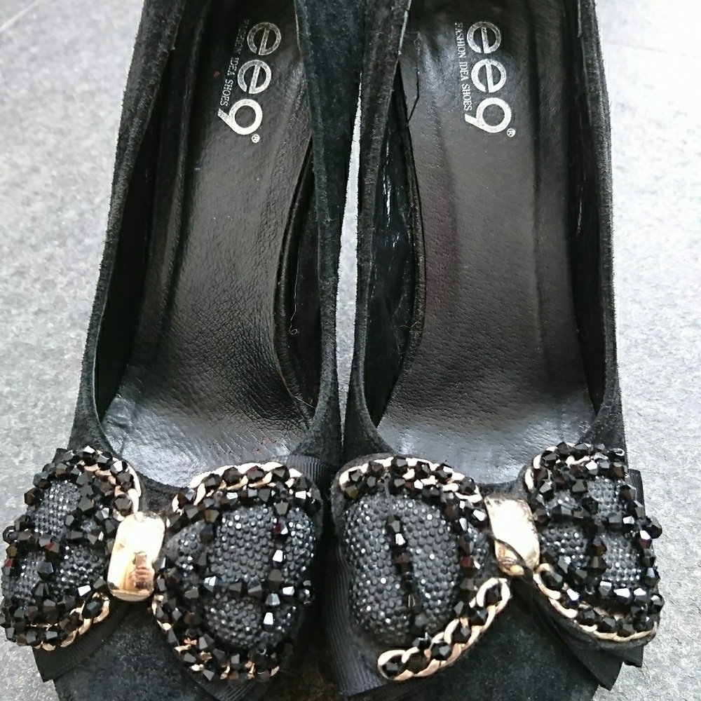 Black Velet Bow Tie heel shoes