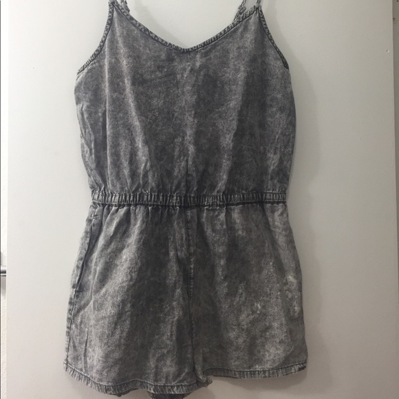 Forever 21 Acid Wash Grey Denim - Picture 1 of 2