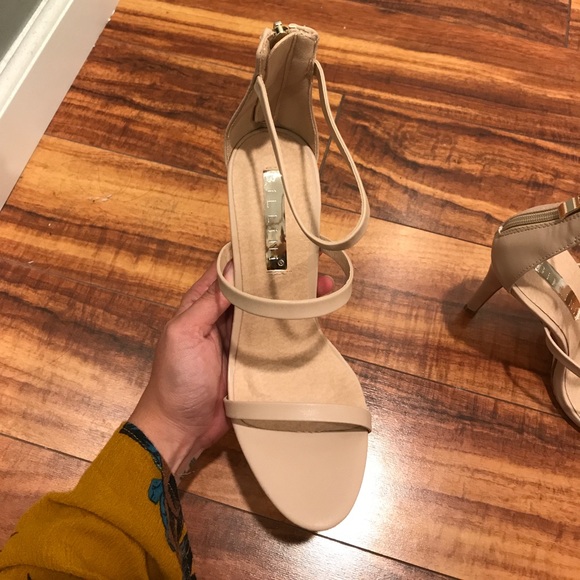 NWT BiLLiNi Nude 3 strap Delta Heel SIZE 7 - Picture 3 of 5