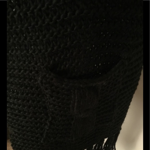 Wide Pocket scarf - Picture 2 of 8